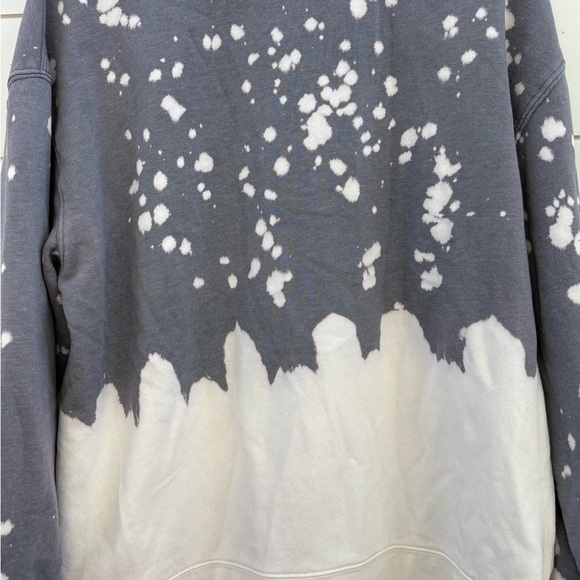 Dallas Cowboys Gray and White Women's Crew Neck Sweater - Picture 4 of 5